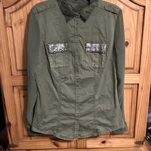 Guess Los Angeles Women’s army Green snap up shirt